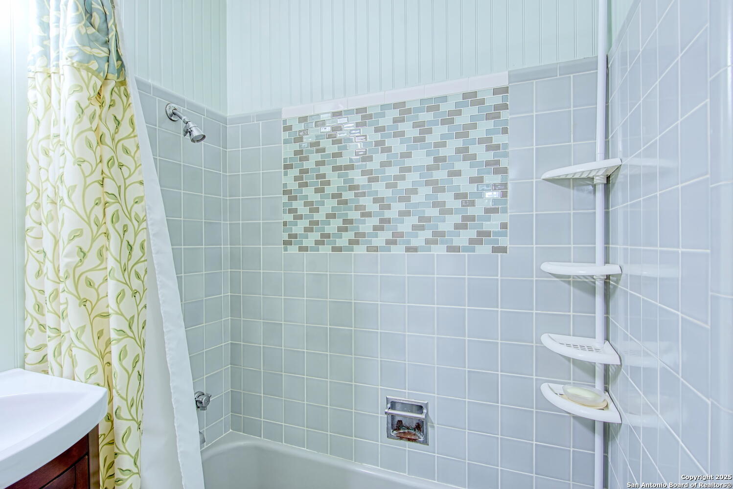 323 HATCHER AVE, ,  78223 — photo 1