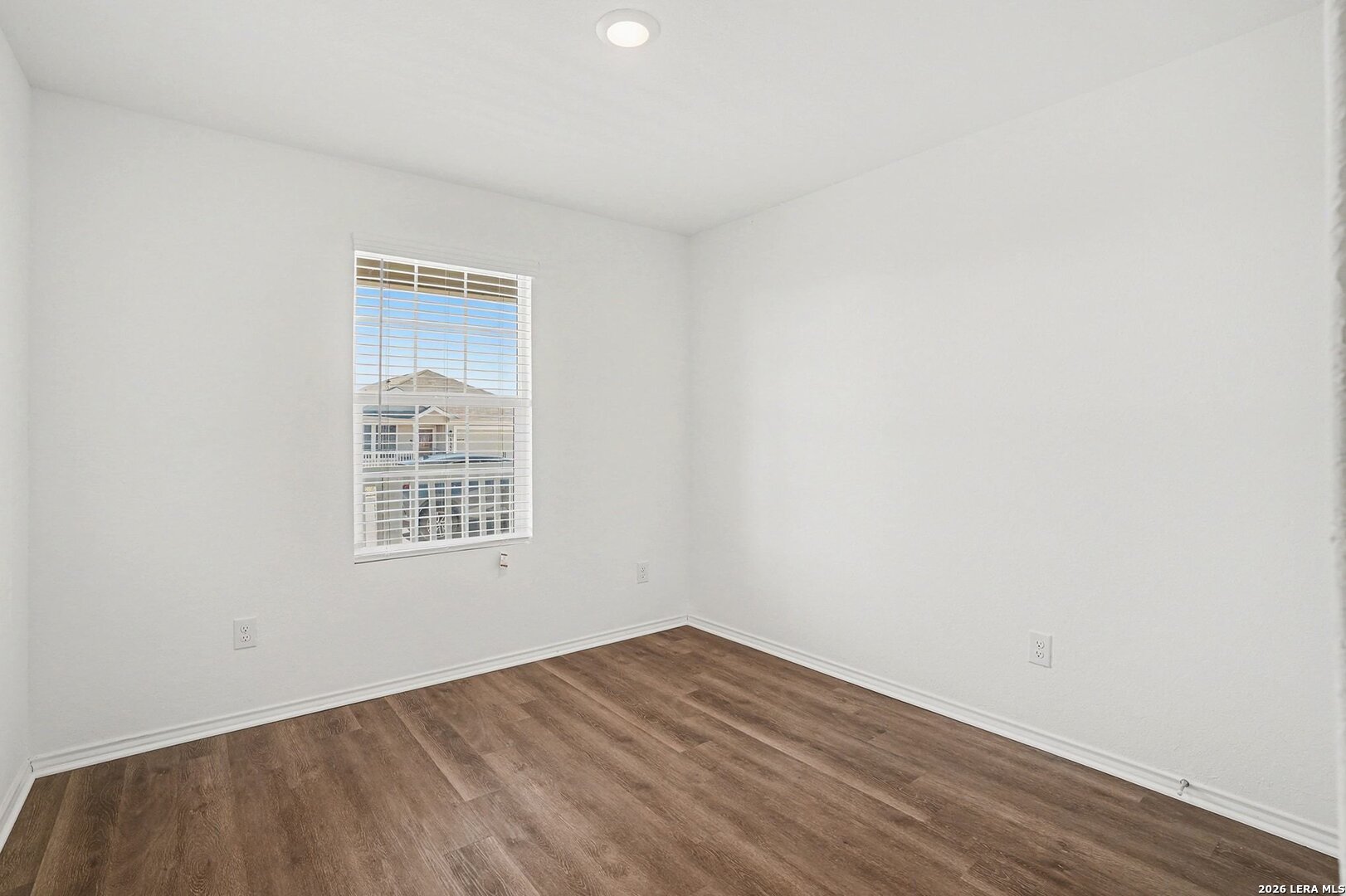 5439 Elm Valley, ,  78242 — photo 1