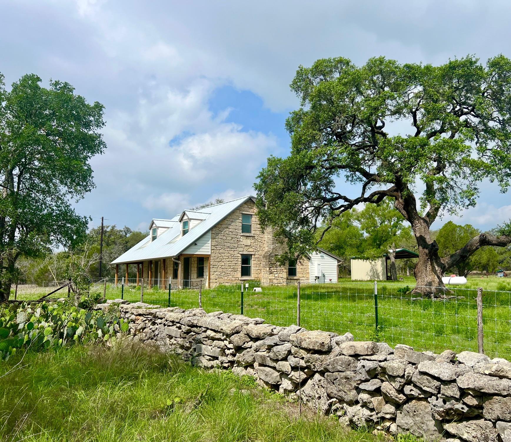 1366 Narrows, Blanco, TX 78606 — photo 1