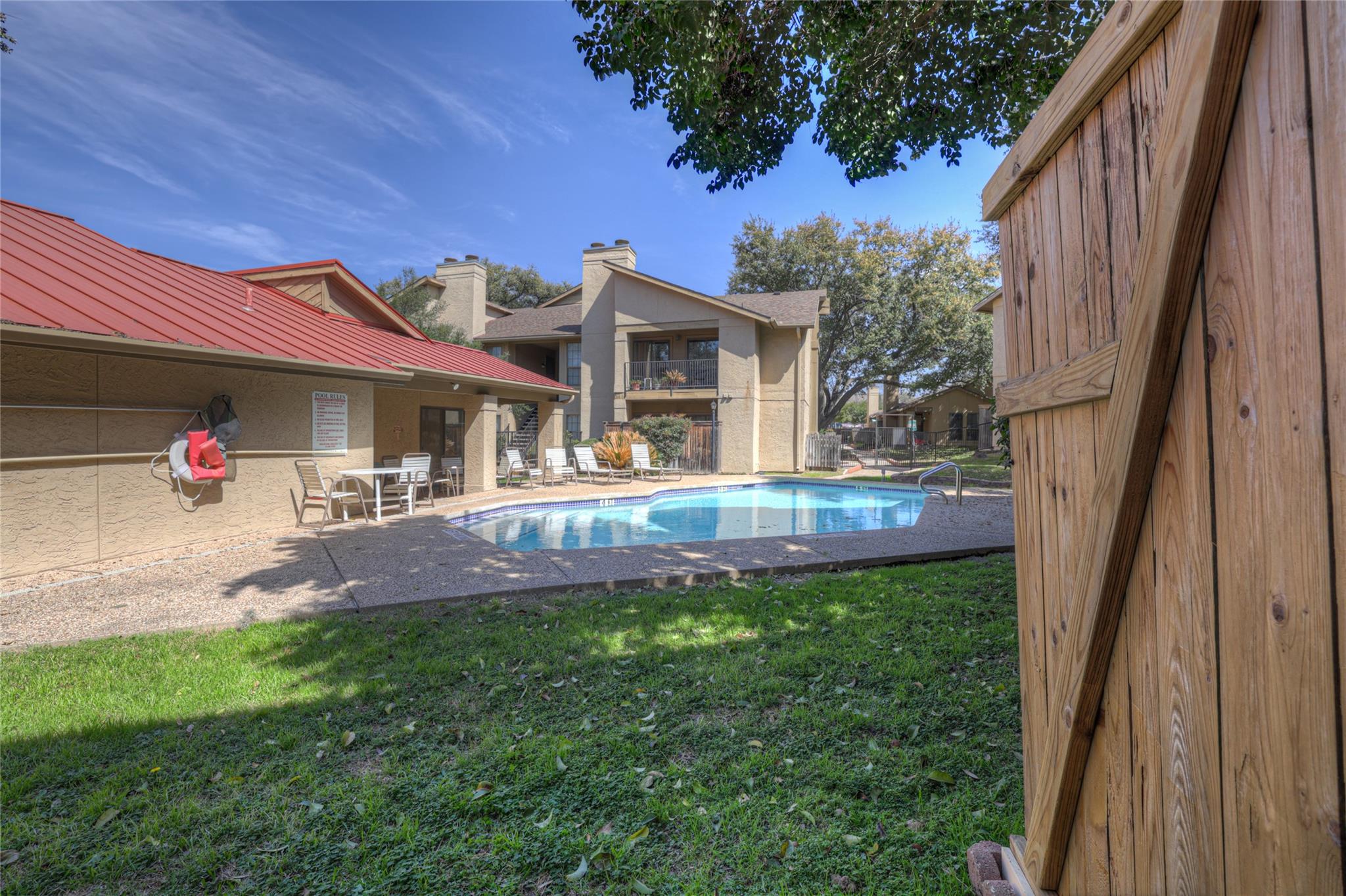 1202 Thorpe, San Marcos, TX 78666 — photo 1
