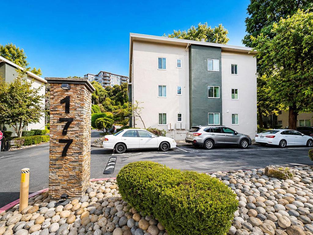 177 N El Camino Real 36, San Mateo, CA 94401 — photo 1