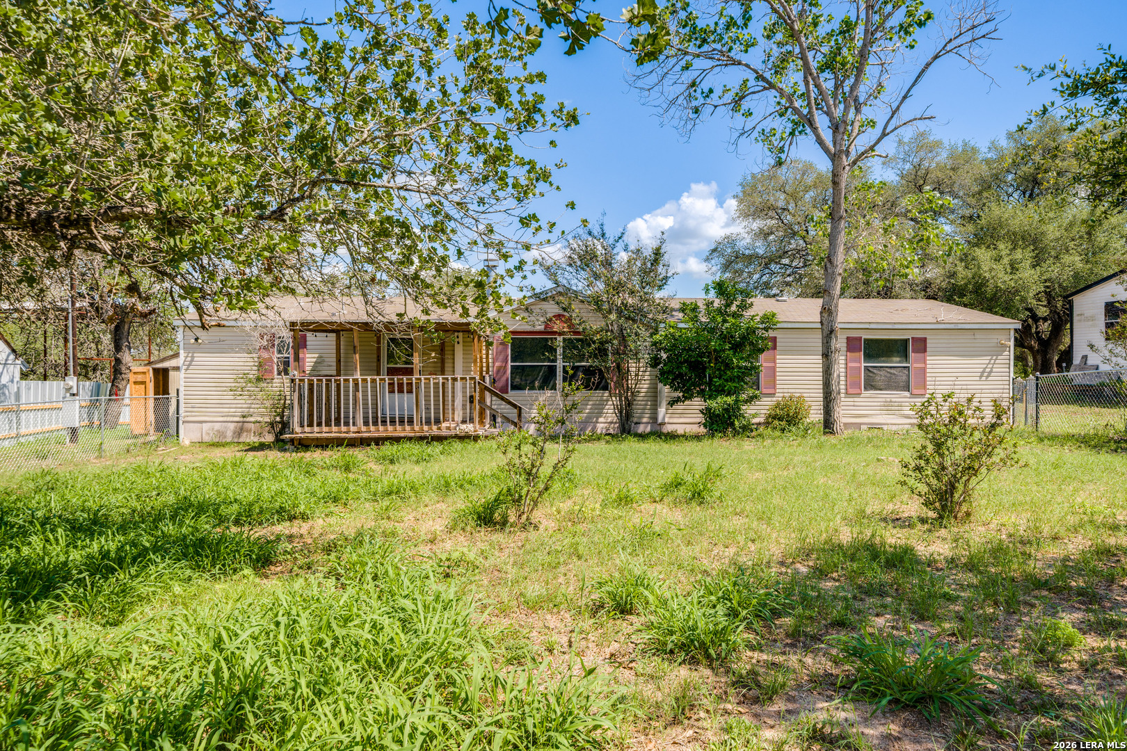 21884 Priest, , 78112 — photo 1