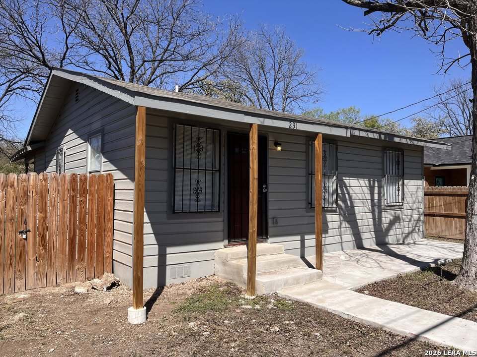231 Ceralvo St, ,  78207 — photo 1