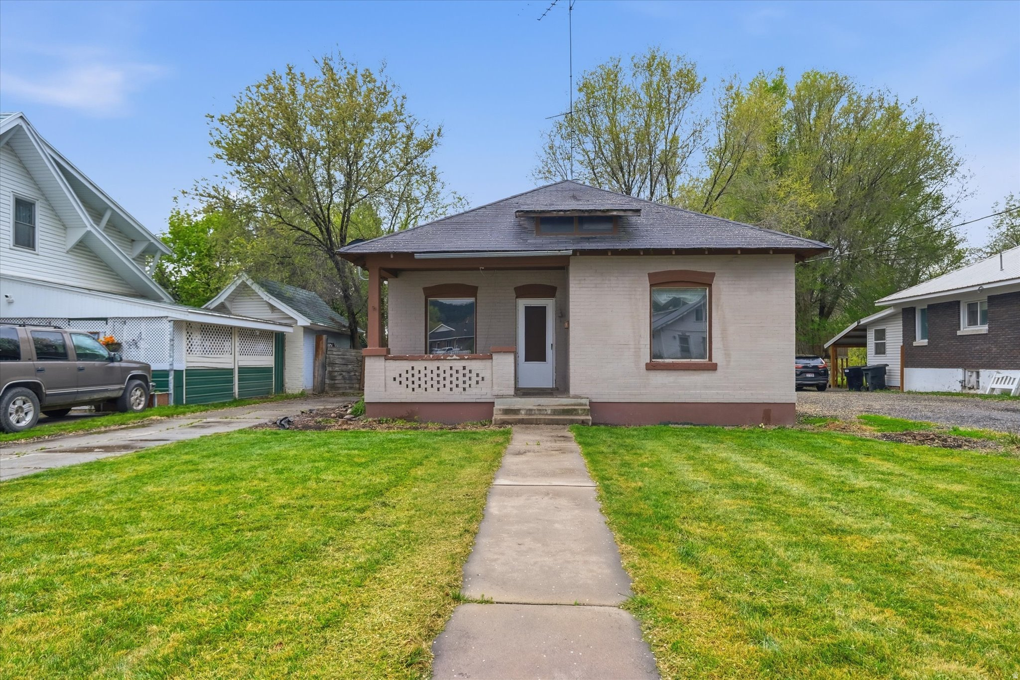 137  BANNOCK ST, Malad City, ID 83252 — photo 1