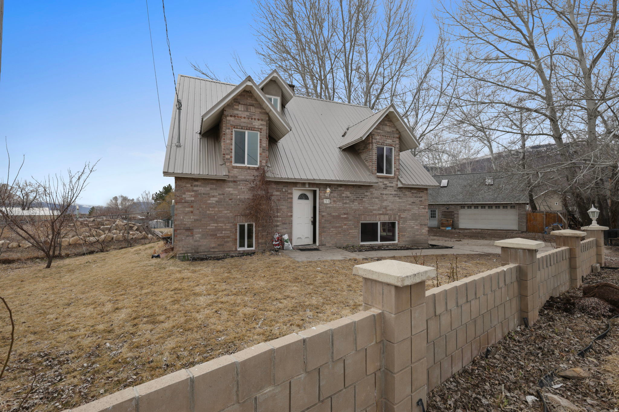 211 W 400 S, Fountain Green, UT 84632 — photo 1
