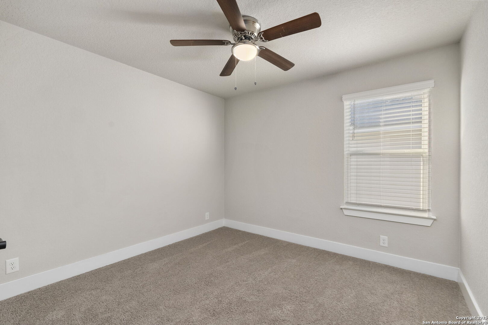 21215 Boulder Flats, ,  78266 — photo 1