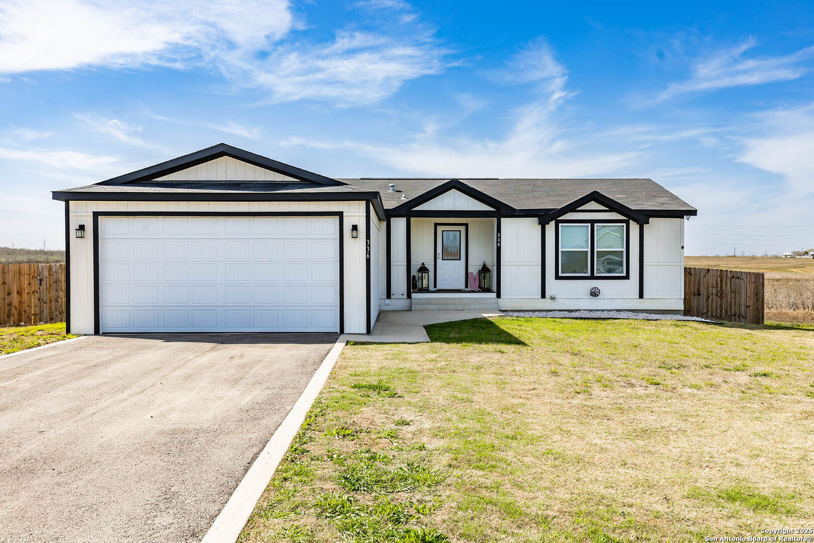 336 Clara Ridge Rd, , 78124 — photo 1