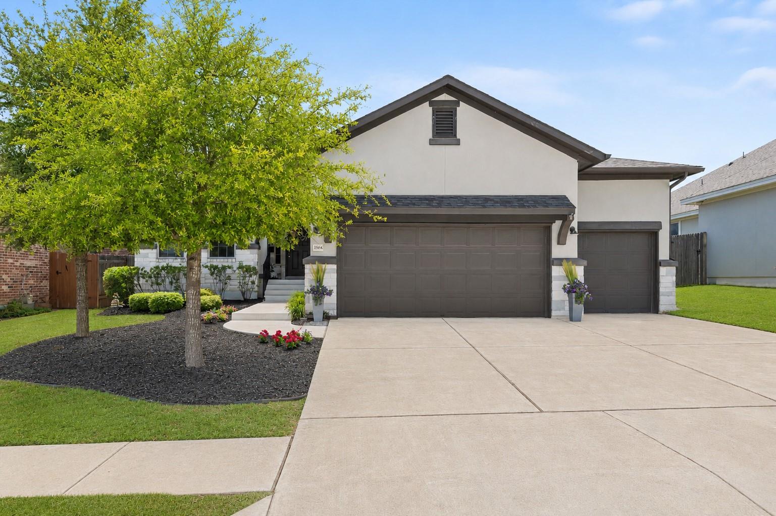 186 Adina, Dripping Springs, TX 78620 — photo 1