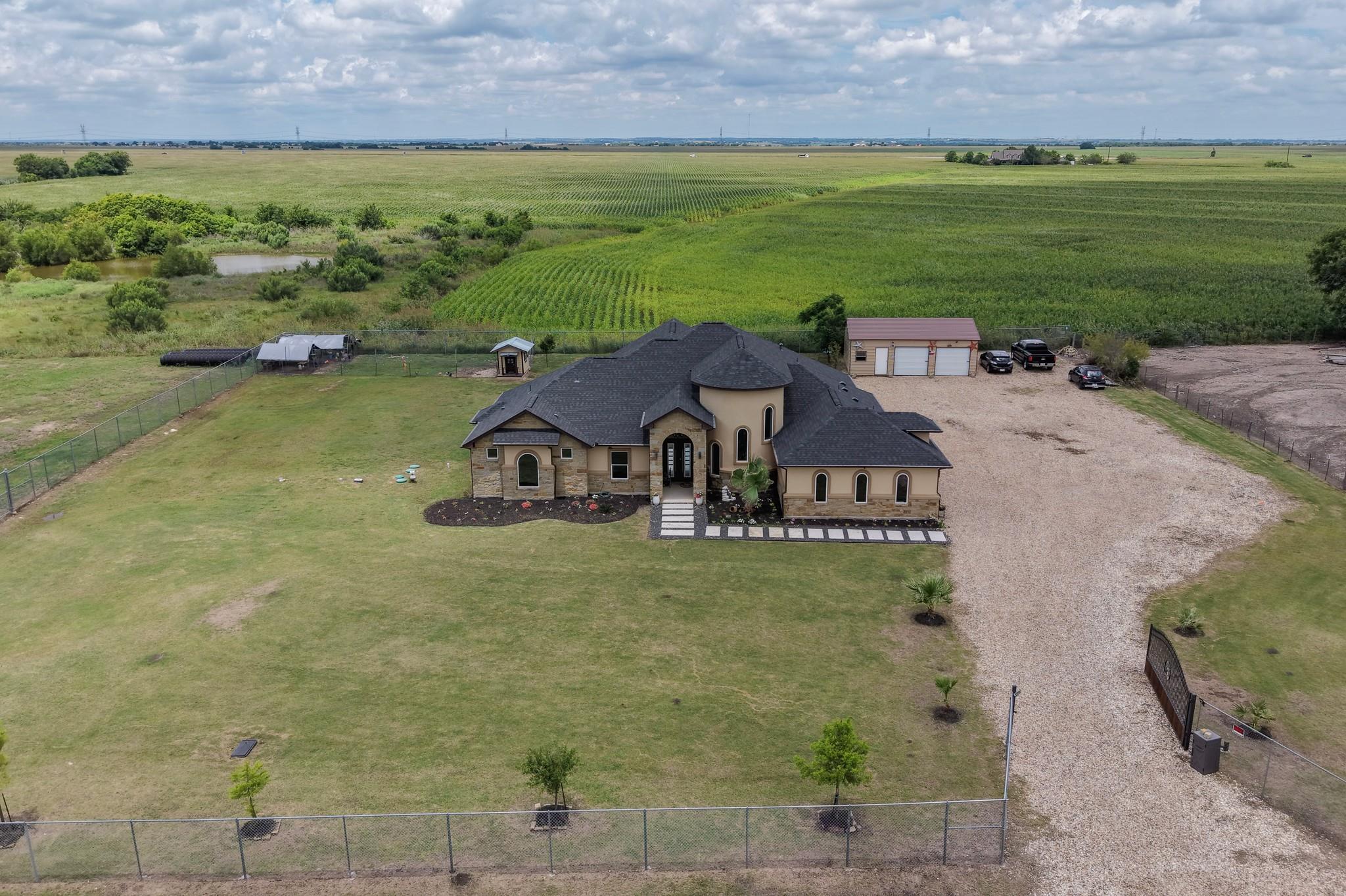 1001 County Road 394, Hutto, TX 78634 — photo 1
