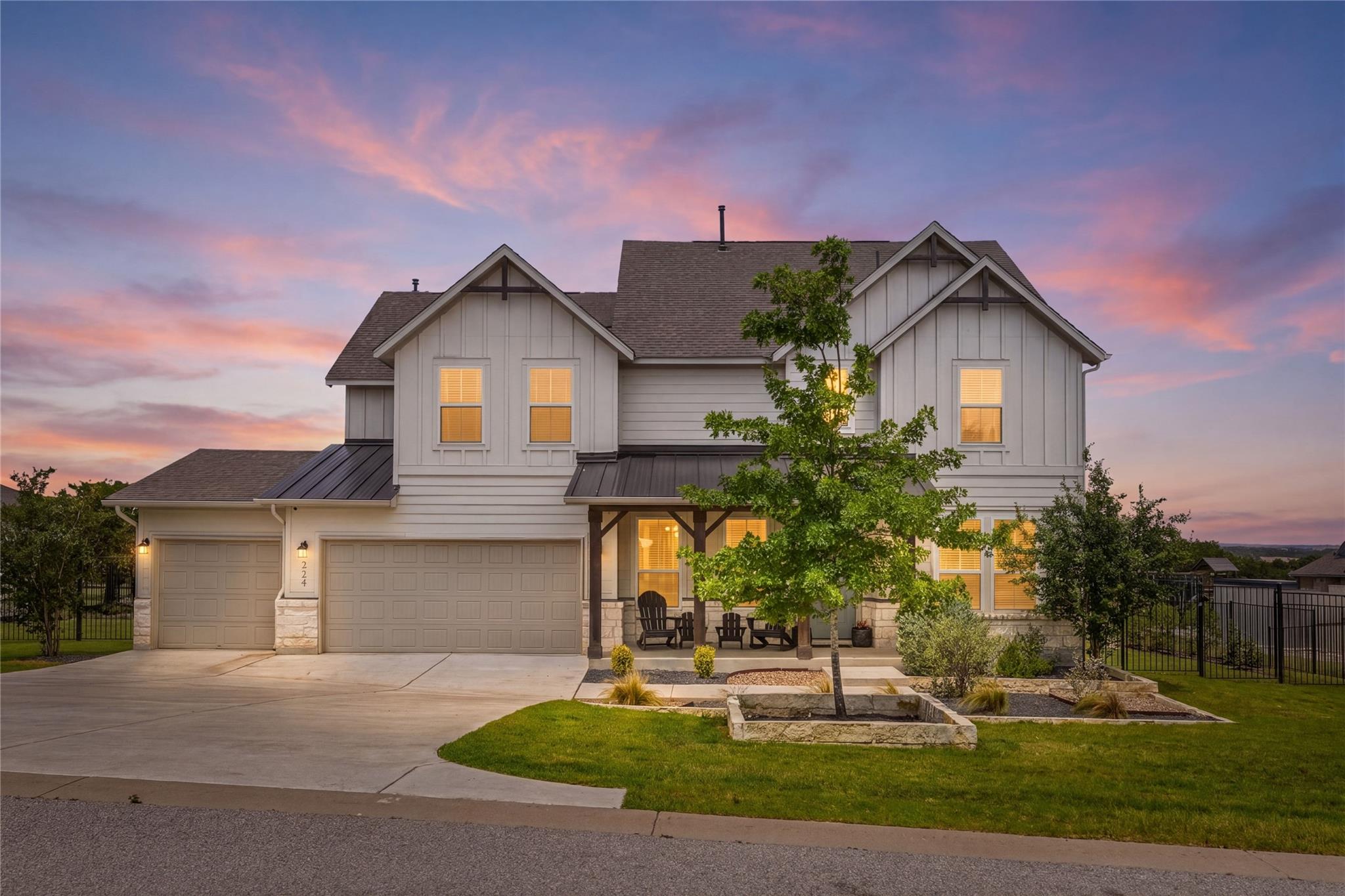 324 Cortaro, Dripping Springs, TX 78620 — photo 1