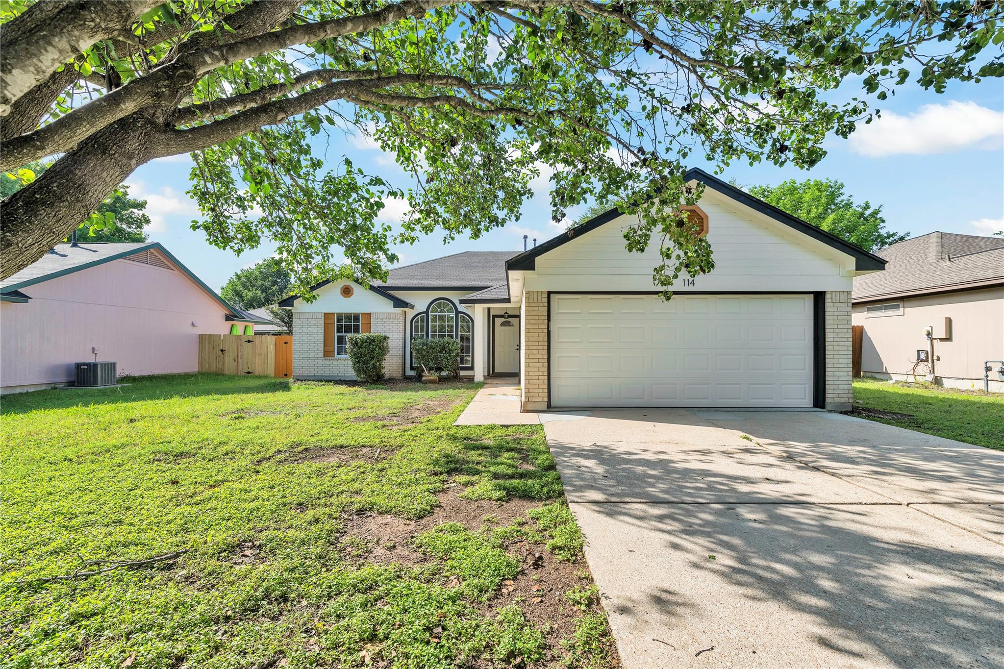 114 EVERGREEN, Georgetown, TX 78626 — photo 1