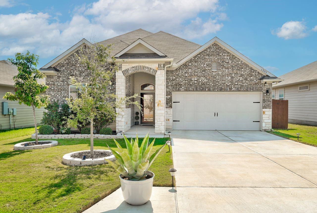 6205 Kildare, Georgetown, TX 78626 — photo 1