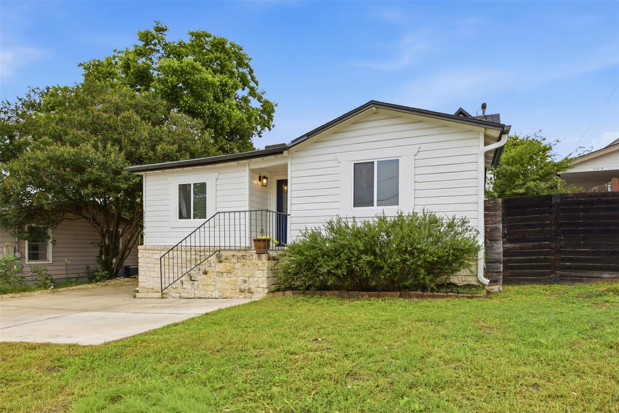 5116 Heflin, Austin, TX 78721 — photo 1