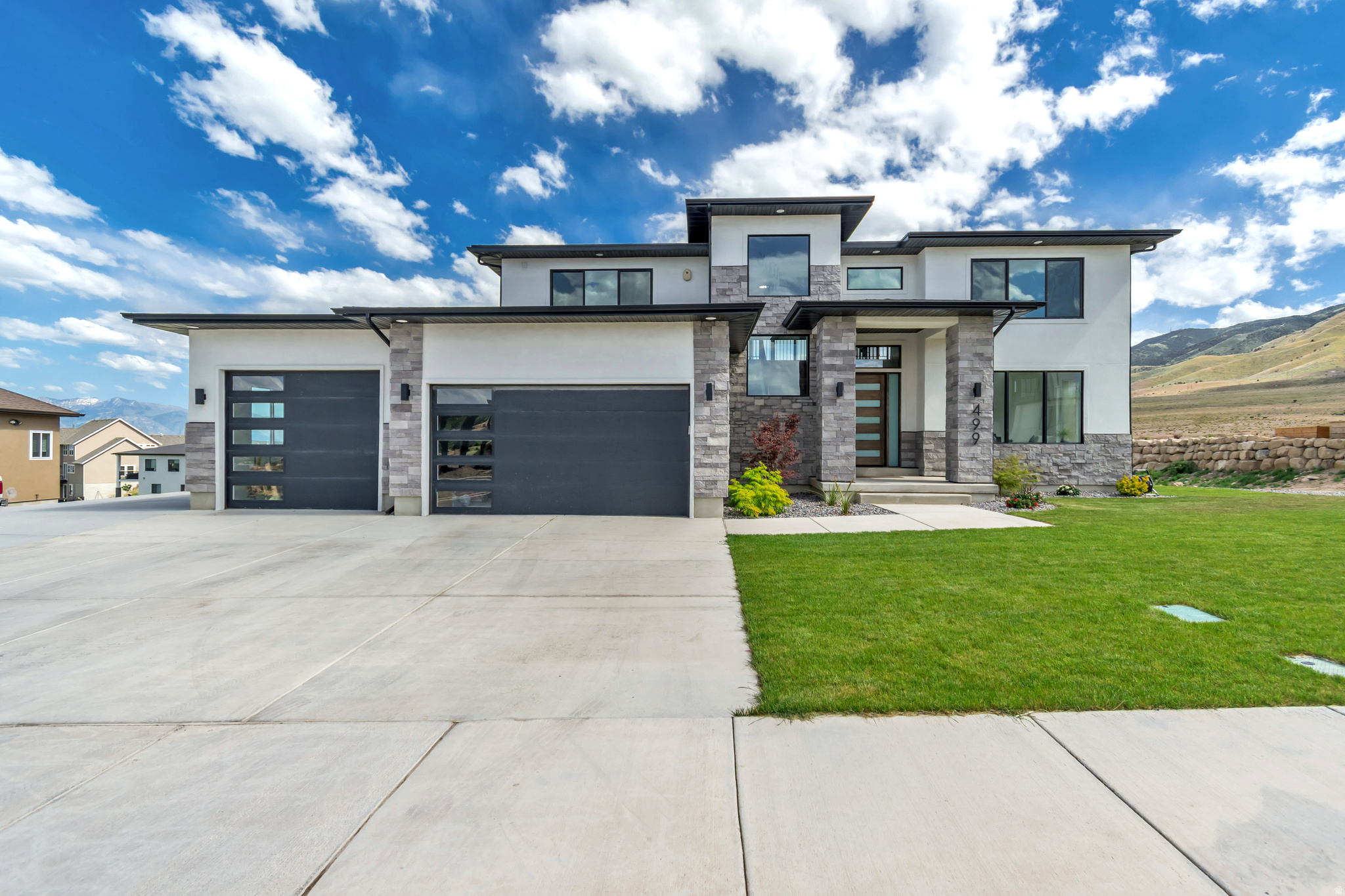 499 W STETSON AVE, Saratoga Springs, UT 84045 — photo 1