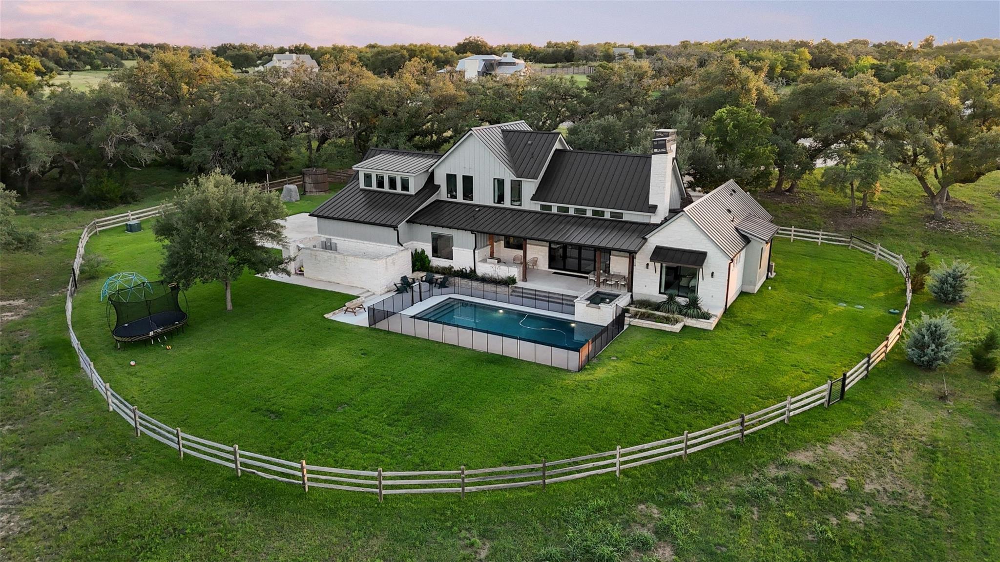 191 Flat Creek, Wimberley, TX 78676 — photo 1