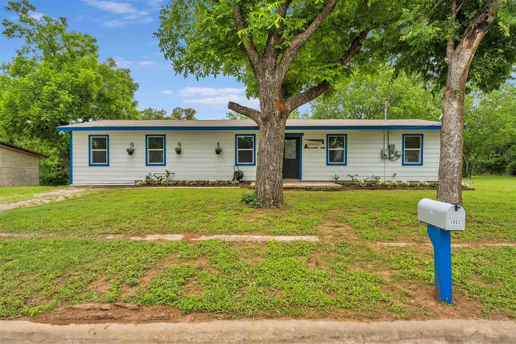 1002 S Pierce, Burnet, TX 78611 — photo 1