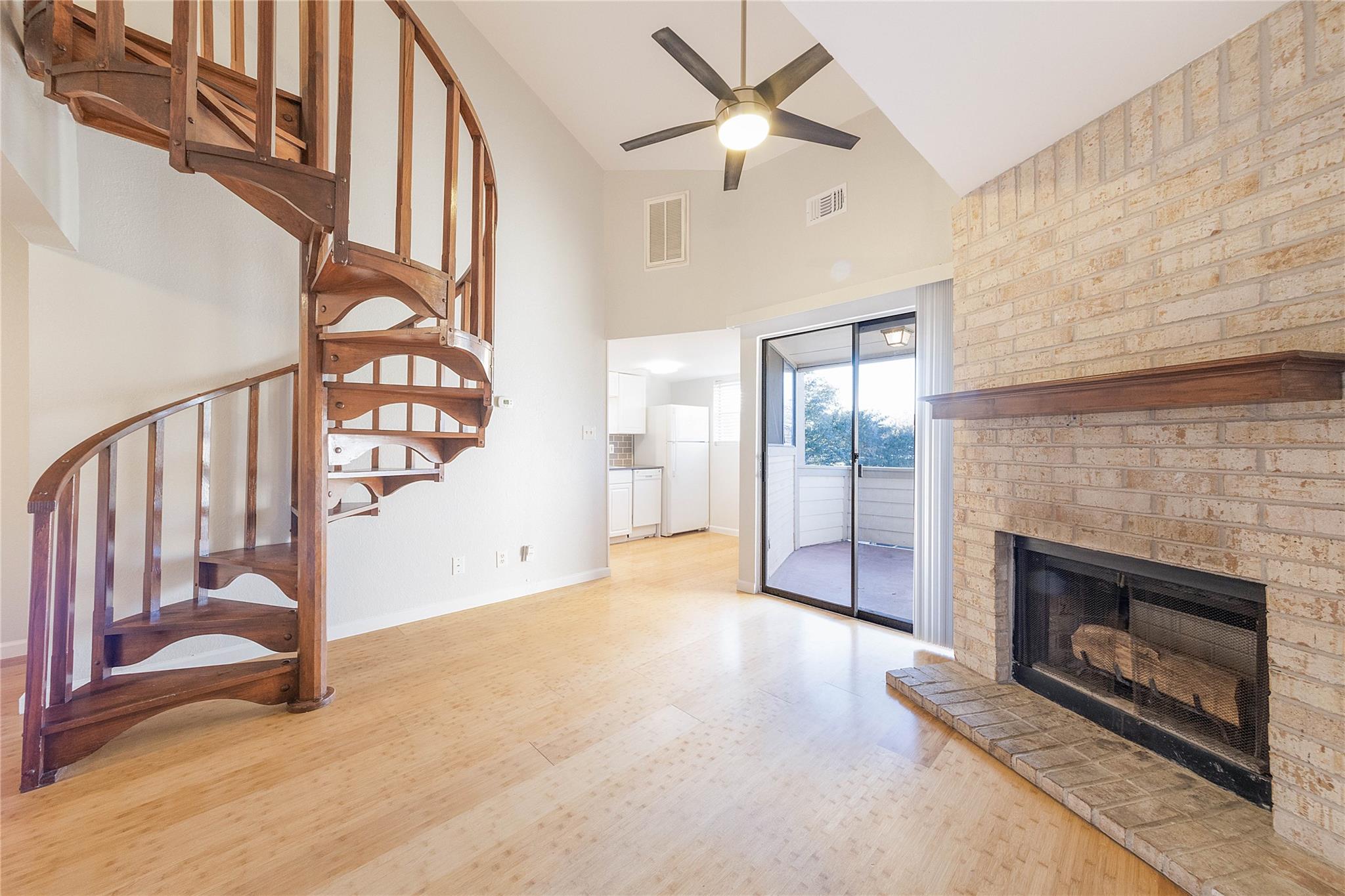 2500 Burleson, Austin, TX 78741 — photo 1