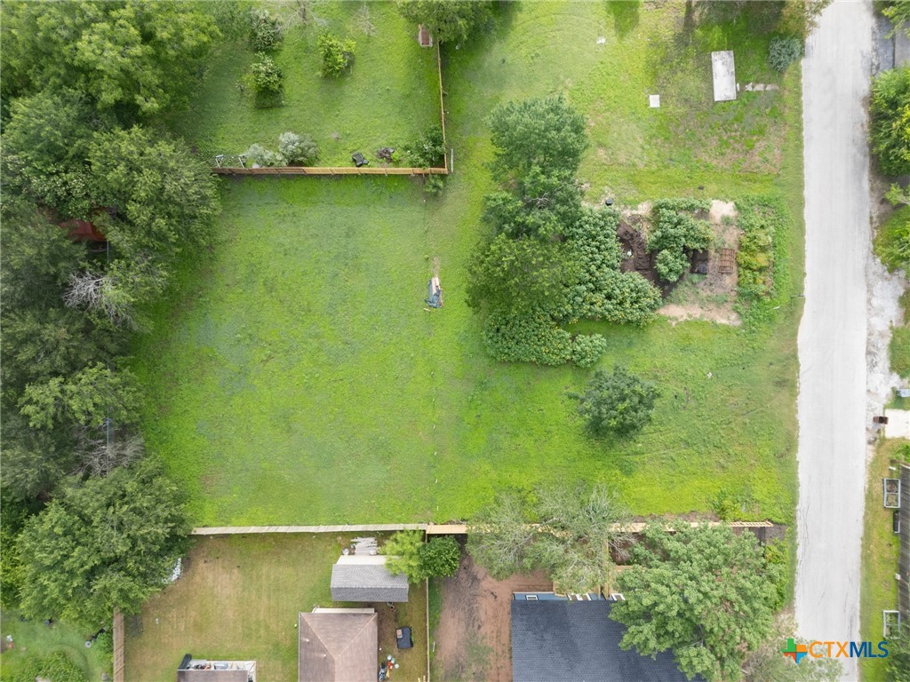 649 Fir Lane, Lockhart, TX 78644 — photo 1