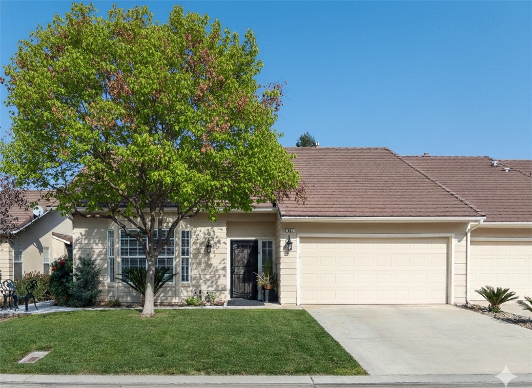 337 Village Drive, Dinuba, CA 93618 — photo 1
