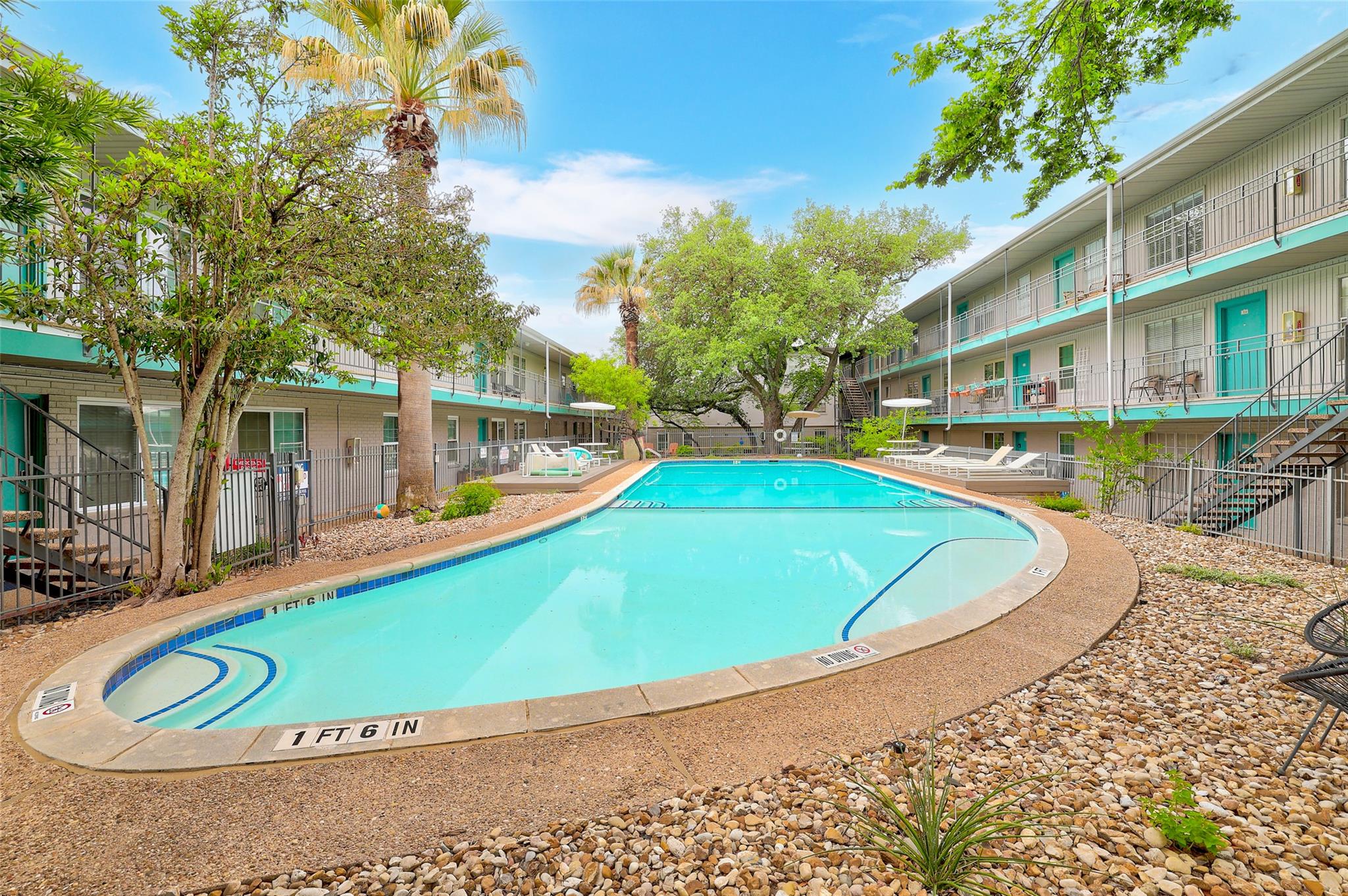 300 Crockett, Austin, TX 78704 — photo 1