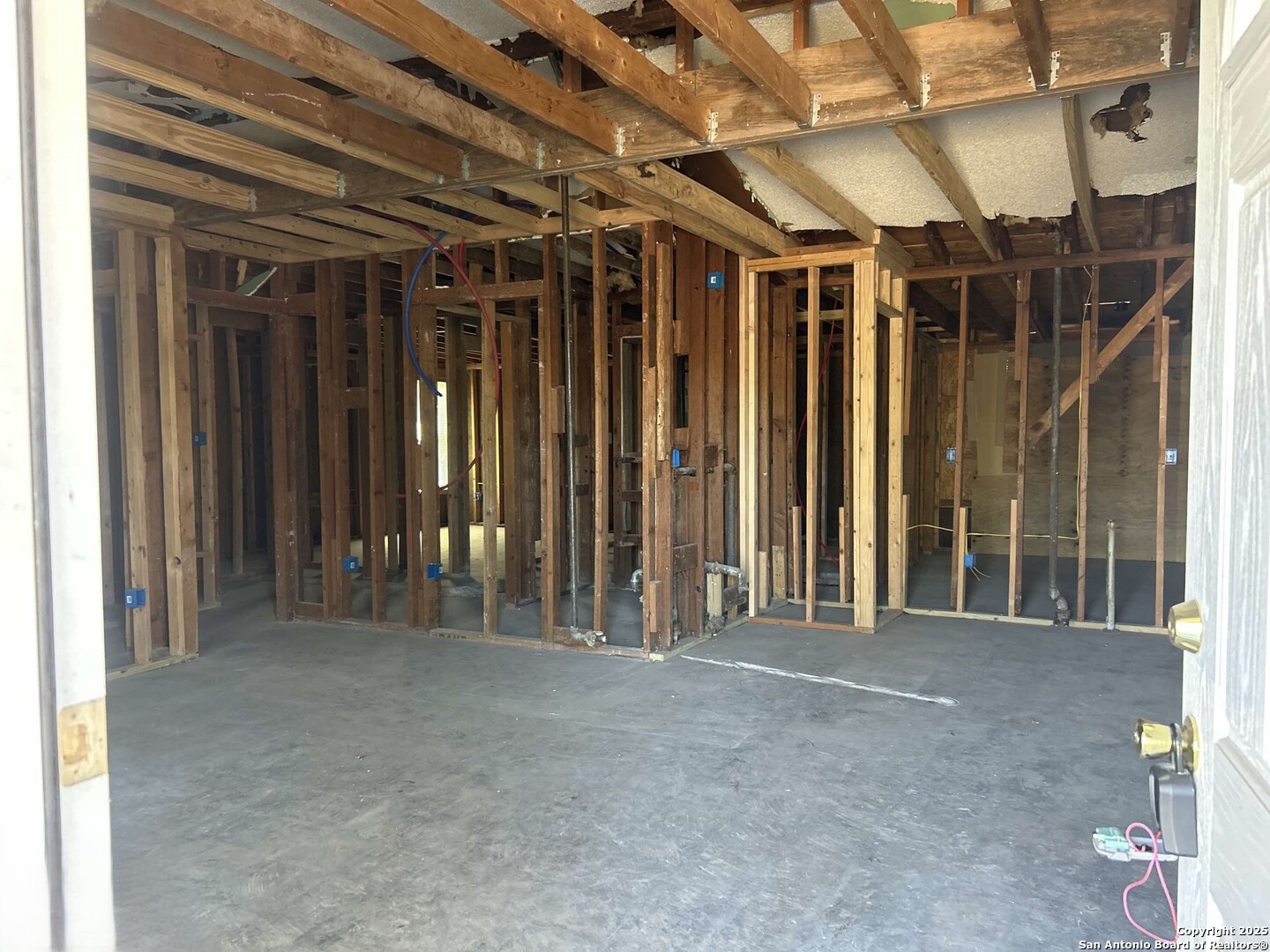 2618 Lombrano St, ,  78228 — photo 1