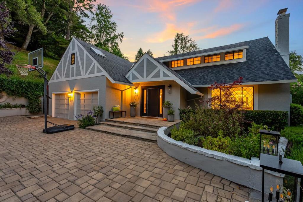 220 Robin Road, Hillsborough, CA 94010 — photo 1