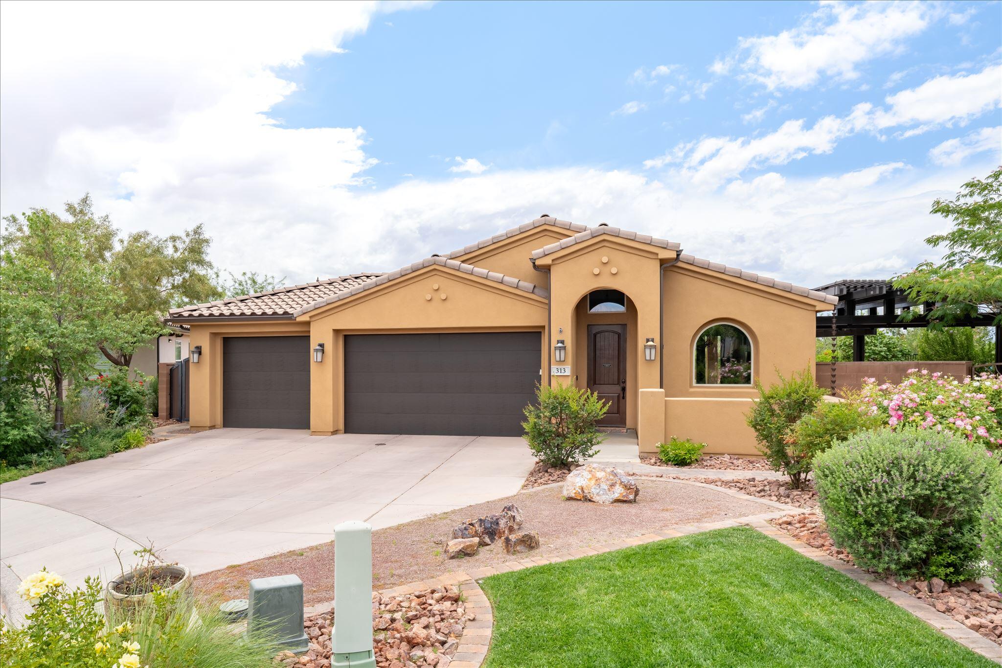 313 Peridot DR, Washington, UT 84780 — photo 1