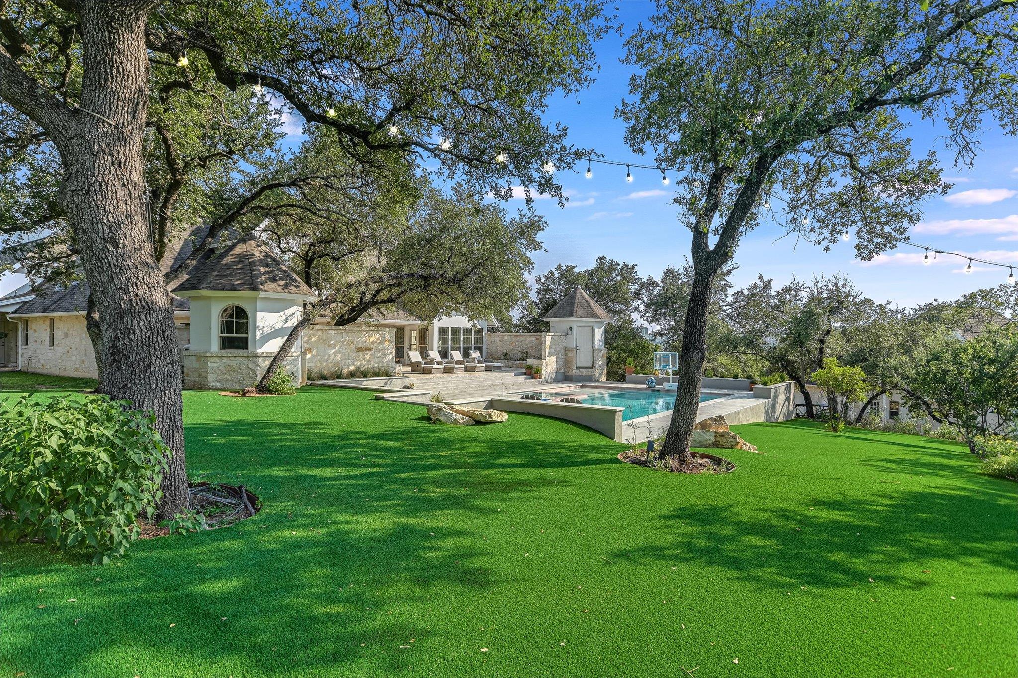 700 Furlong, Austin, TX 78746 — photo 1