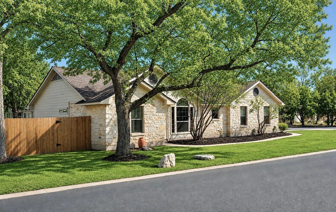 18516 Champions, Point Venture, TX 78645 — photo 1