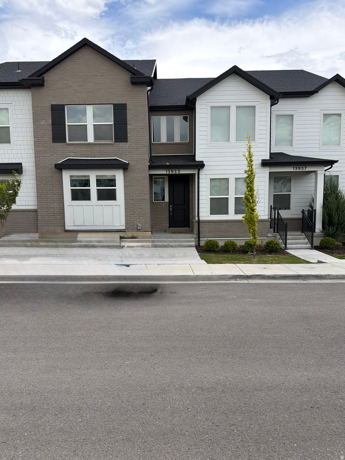 13933 S LITTLE RIDGE LN, Herriman, UT 84096 — photo 1
