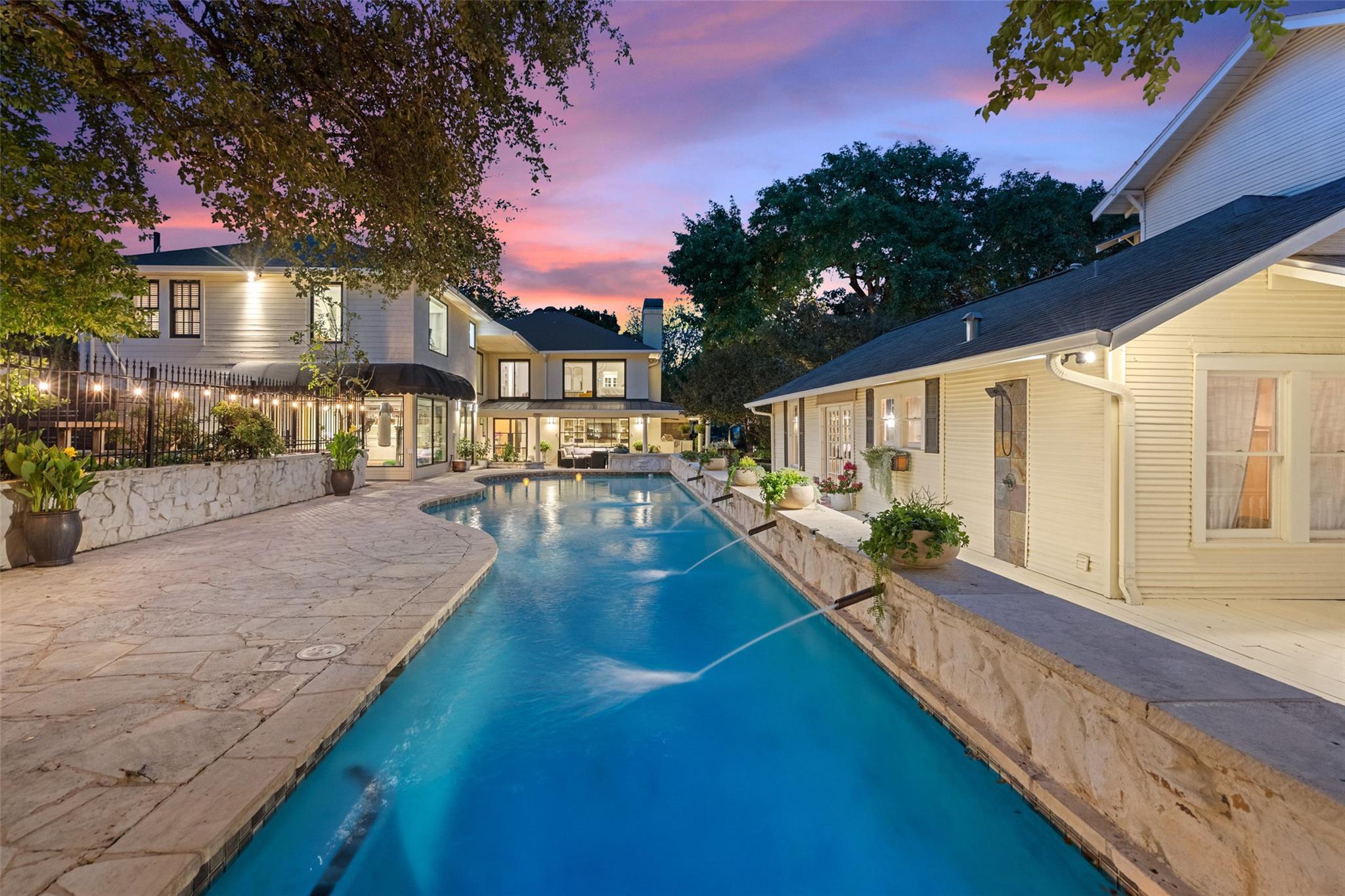 1411 10th, Austin, TX 78703 — photo 1