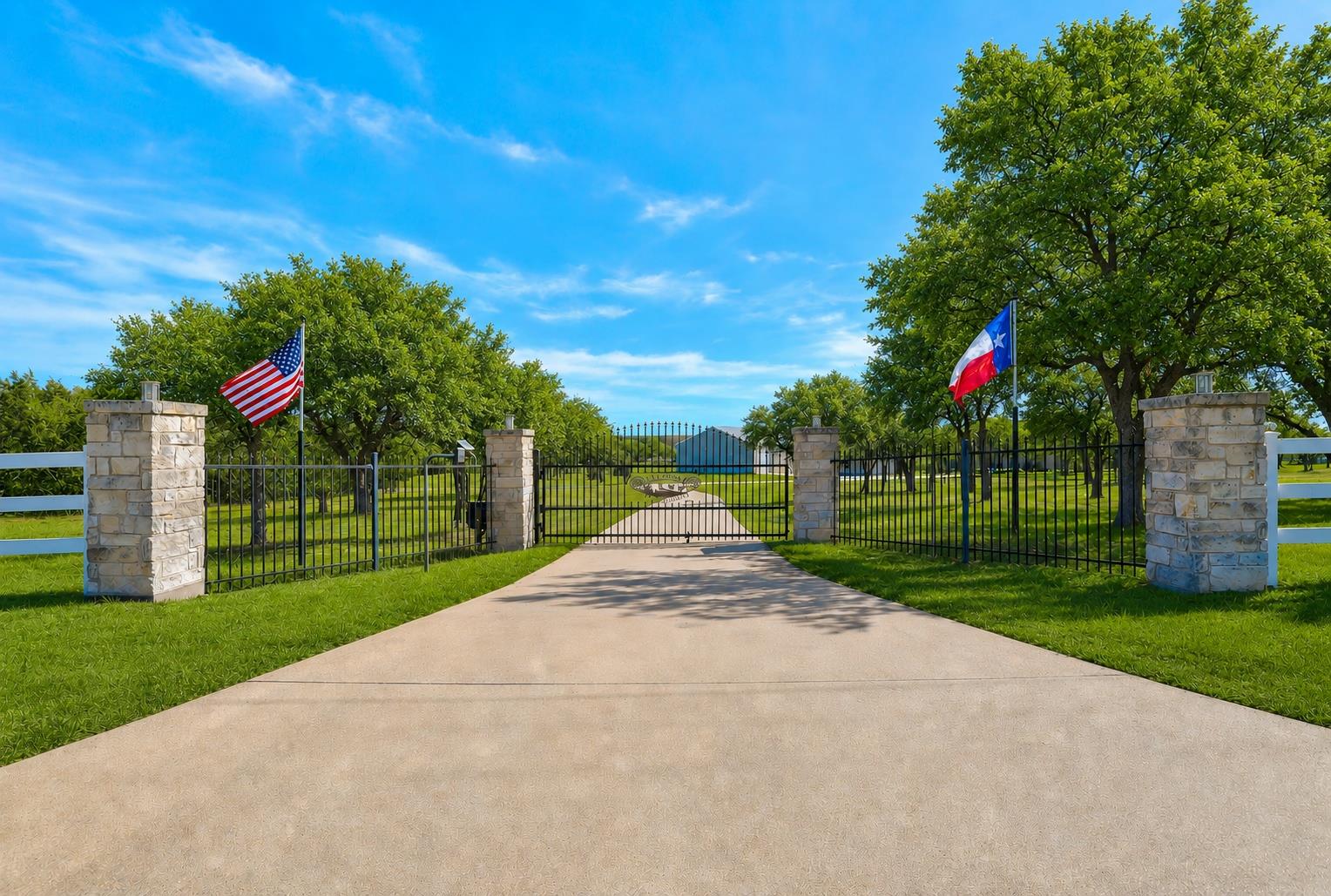 1950 County Road 245, Georgetown, TX 78633 — photo 1