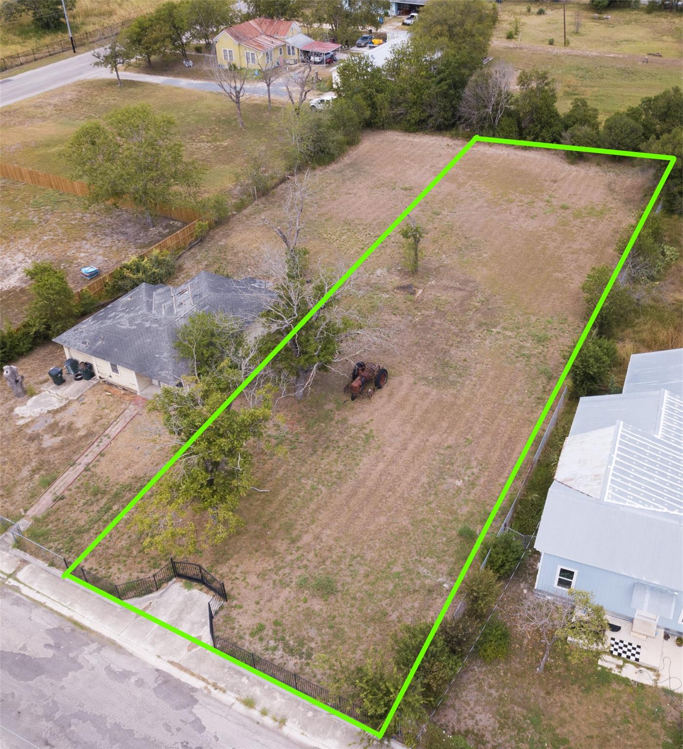 Lot 7 Seideman, Seguin, TX 78155 — photo 1