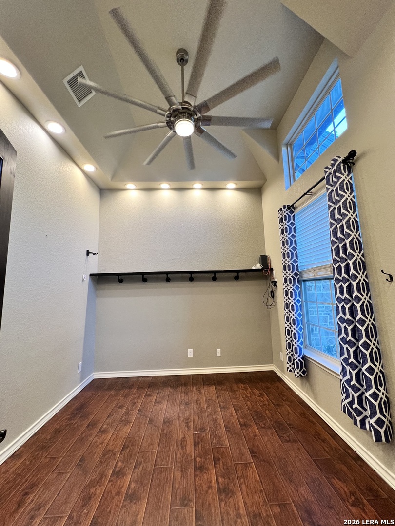 166 Big Oak Dr, ,  78101 — photo 1
