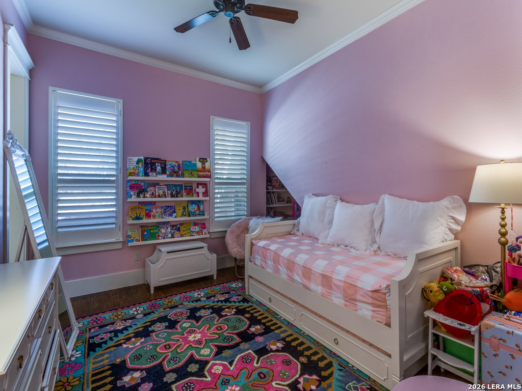 460 Shepherds Crook, ,  78023 — photo 1