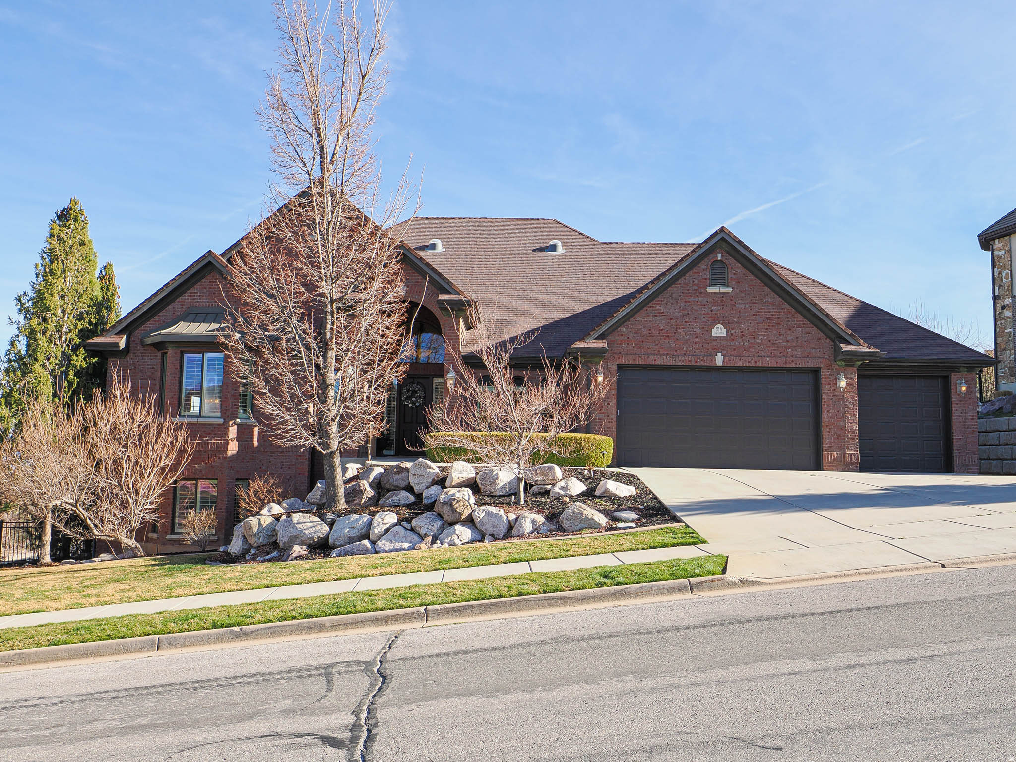 515 S TANGLEWOOD LOOP, North Salt Lake, UT 84054 — photo 1