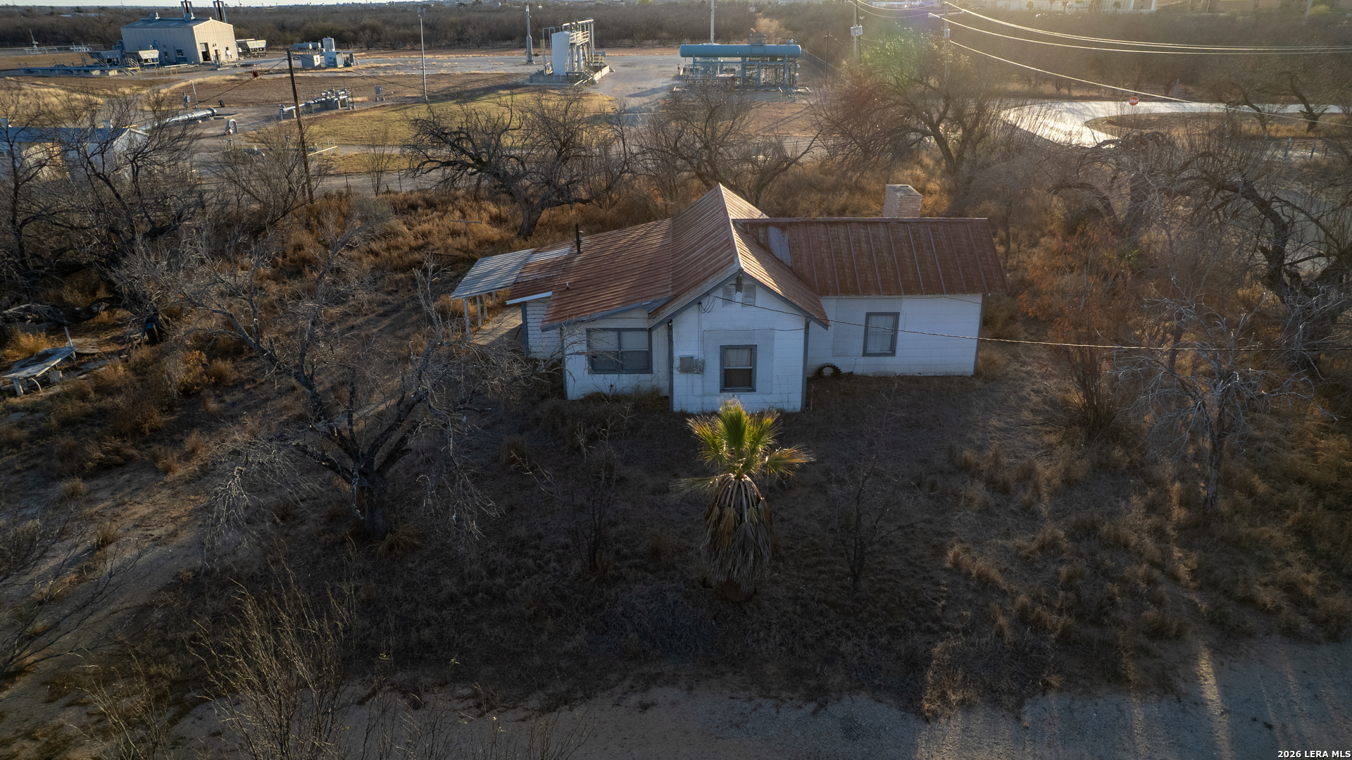 214 Cox Lane, ,  78834 — photo 1