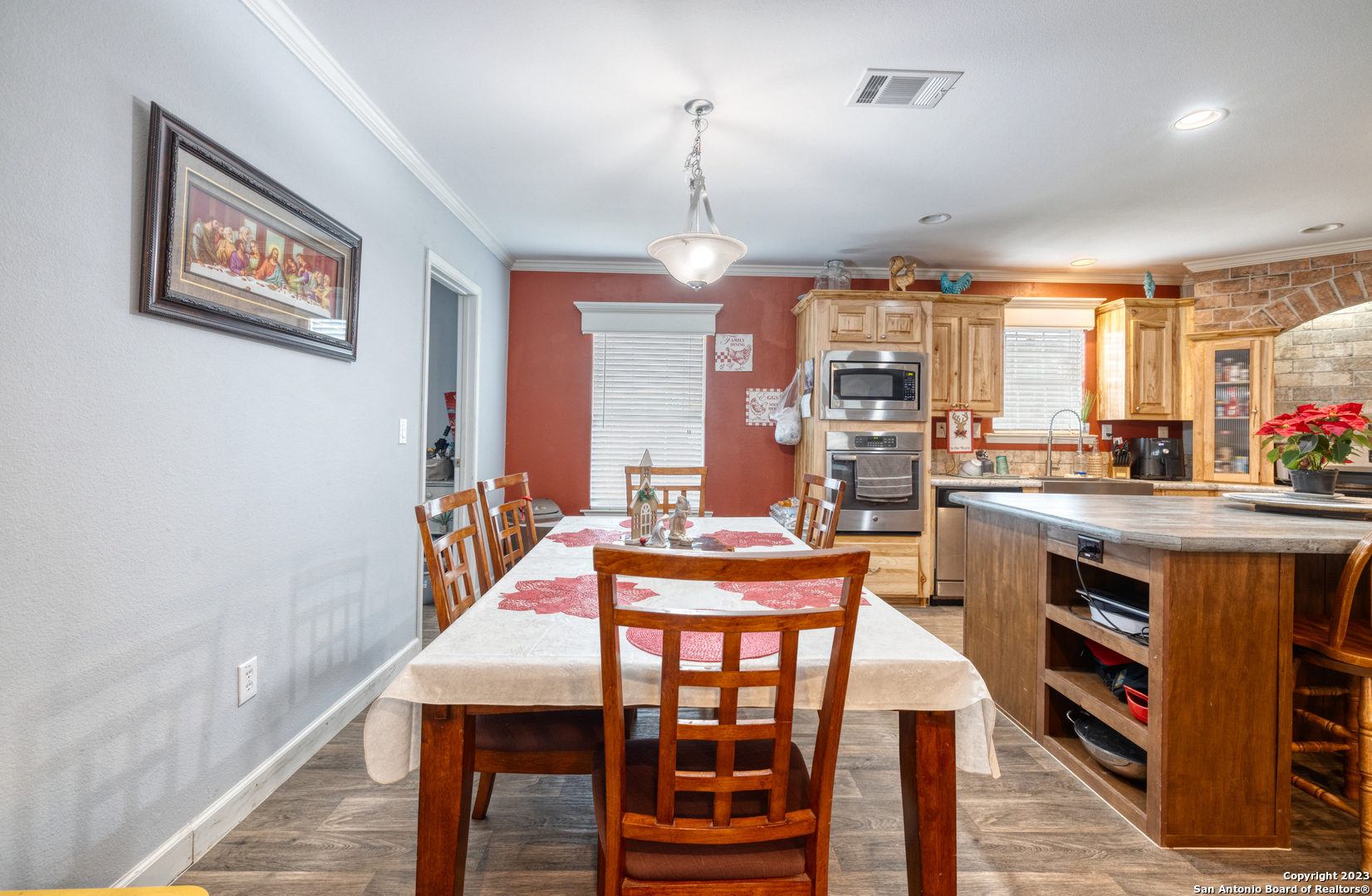 1189A CR 350, ,  78838 — photo 1