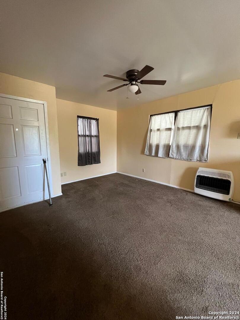 302 sheep hill, ,  78017 — photo 1