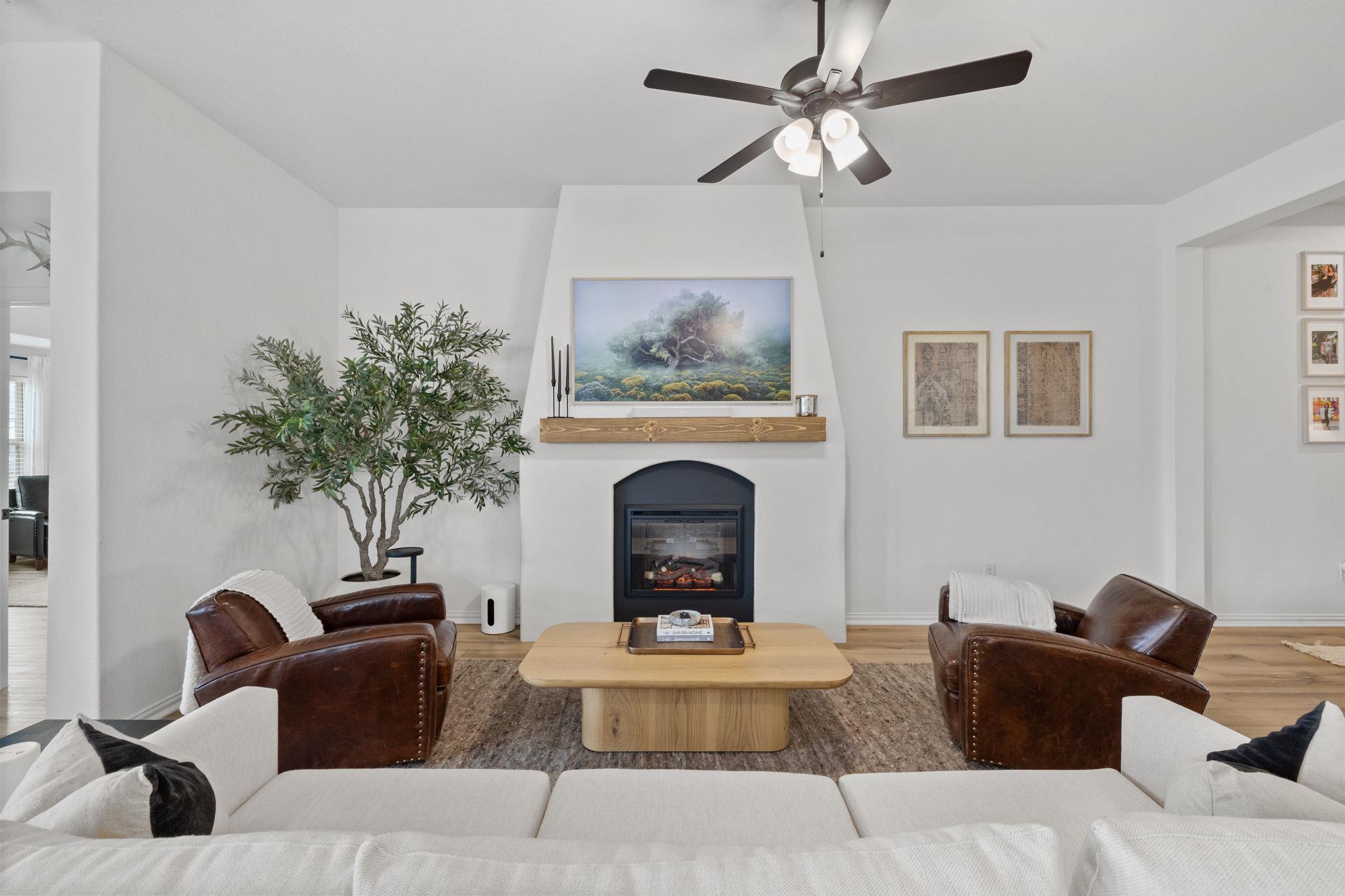 330 Bay Breeze, Kyle, TX 78640 — photo 1