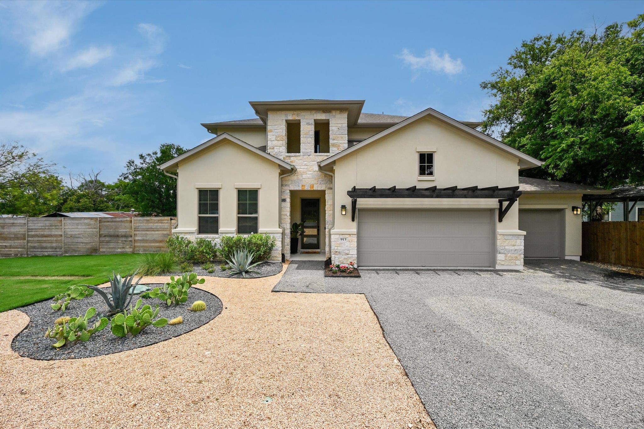 913 Presa Arriba, Austin, TX 78733 — photo 1