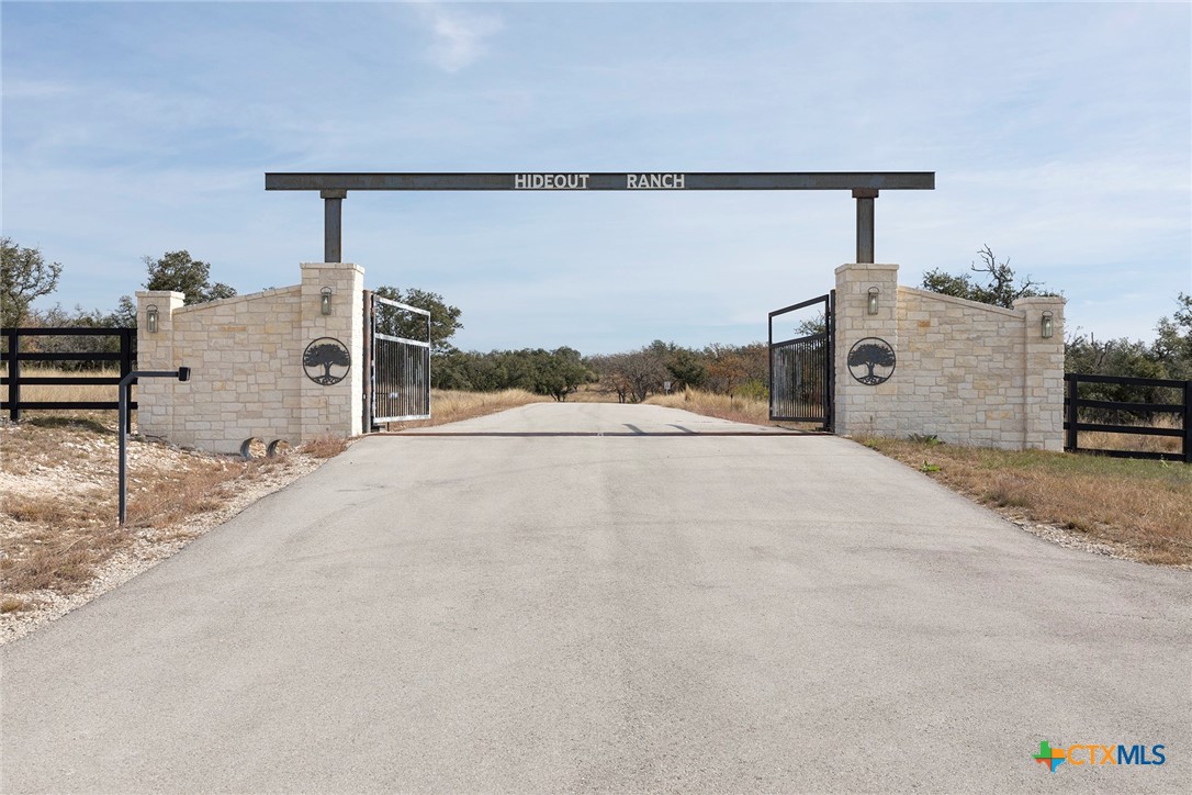 857 Brooklyn NW Drive, Mountain Home, TX 78058 — photo 1