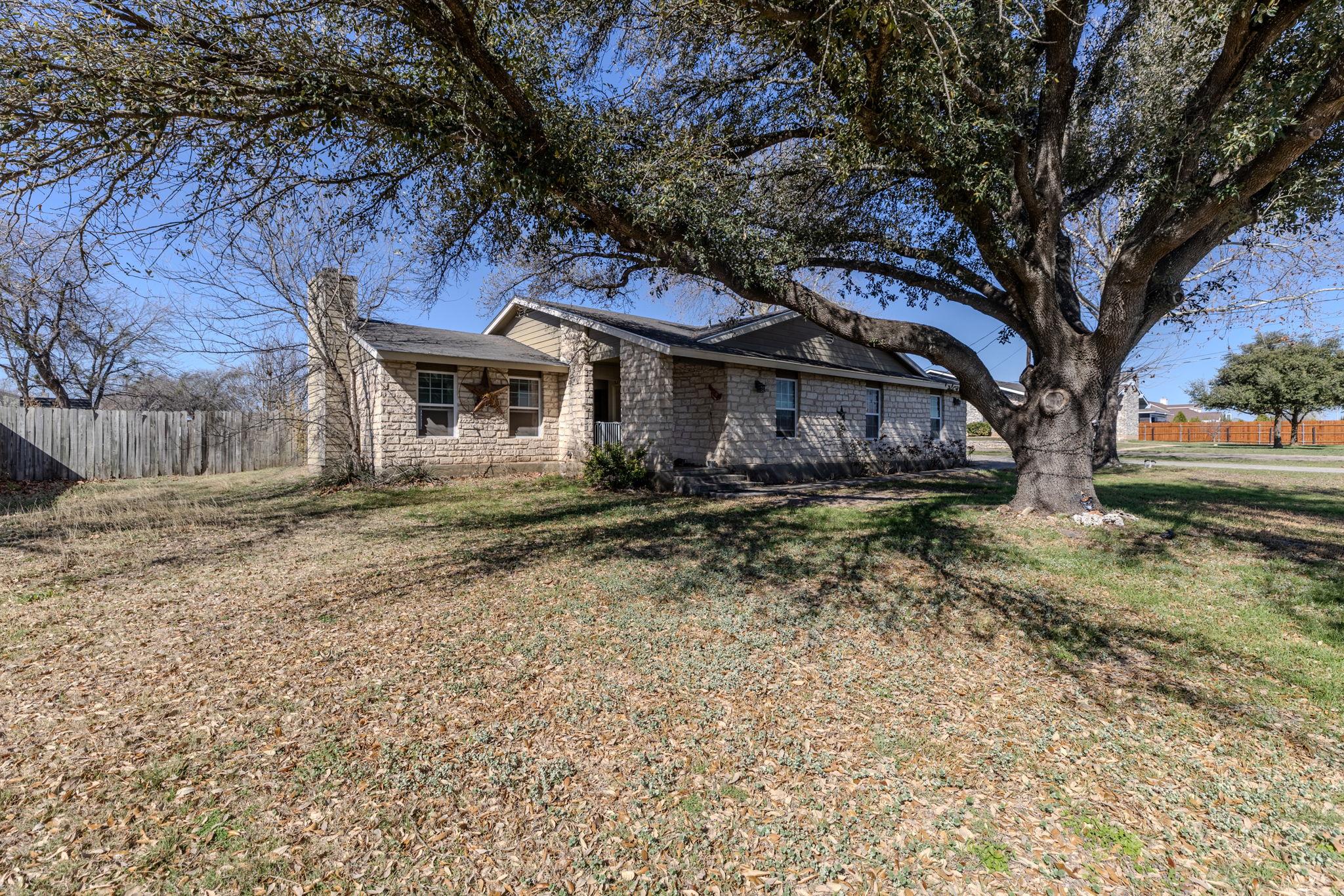 61 Family, Hutto, TX 78634 — photo 1
