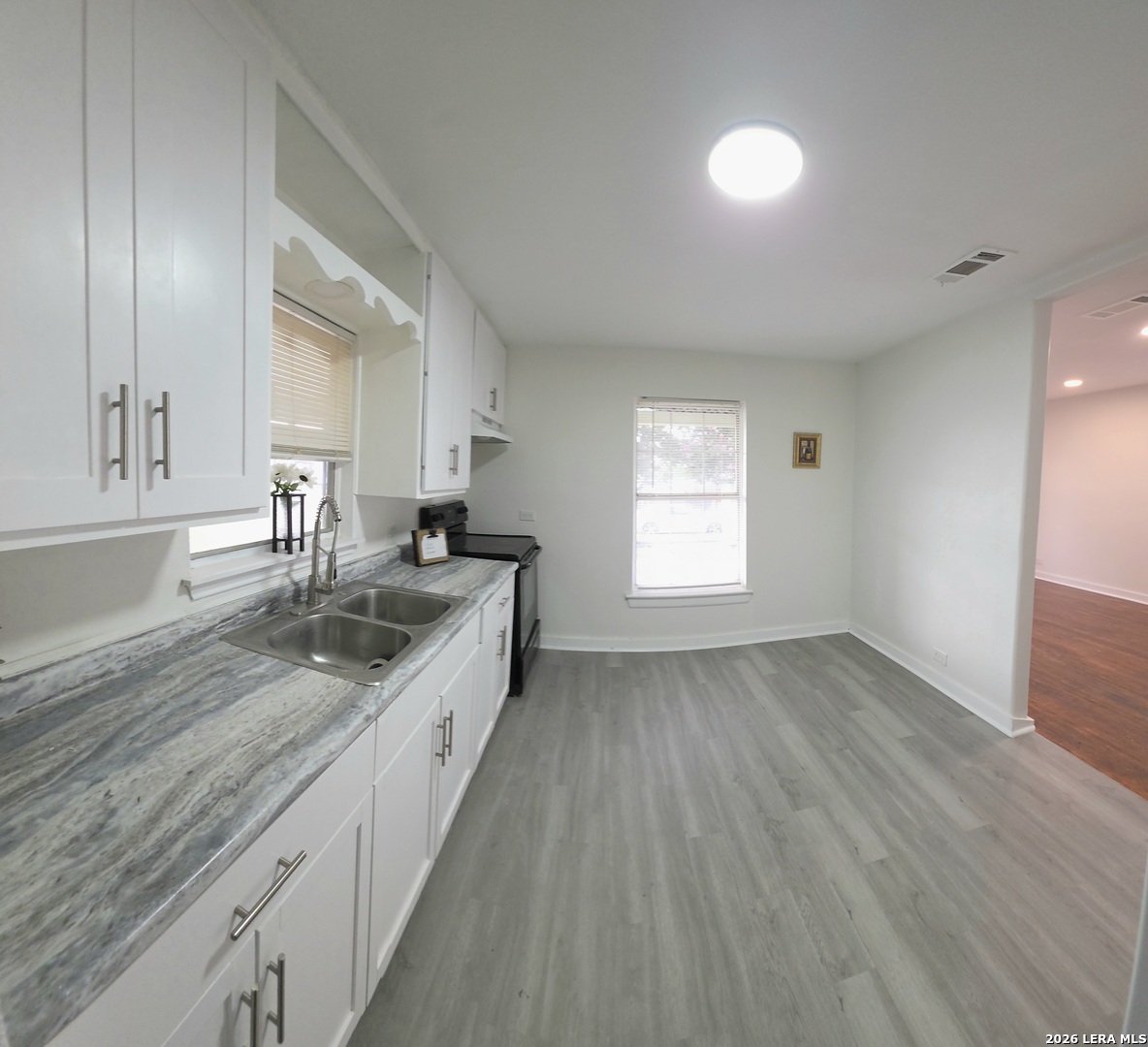 610 EL MONTE BLVD, ,  78212 — photo 1