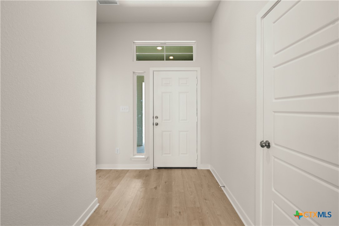 424 Honeydew, Seguin, TX 78155 — photo 1