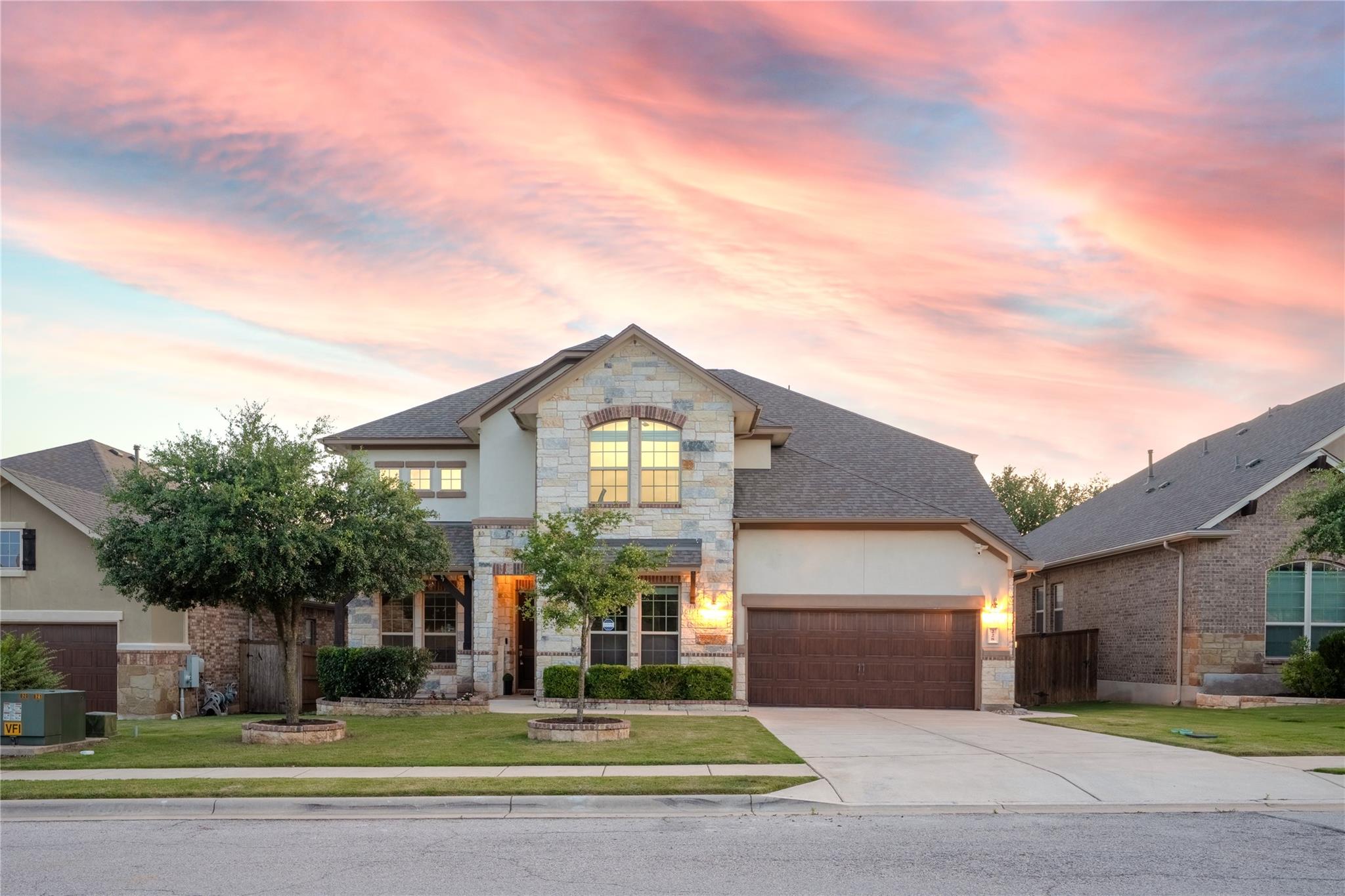 228 Lockhart, Georgetown, TX 78628 — photo 1