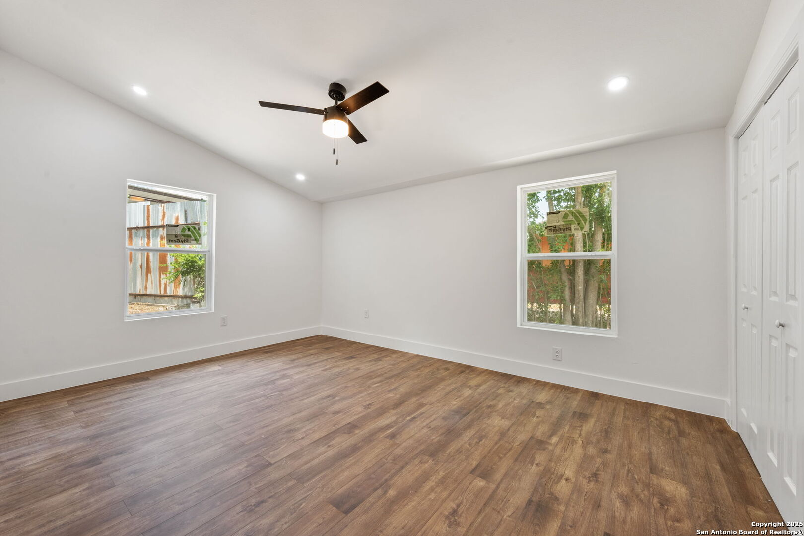 101 New York, , 78214 — photo 1