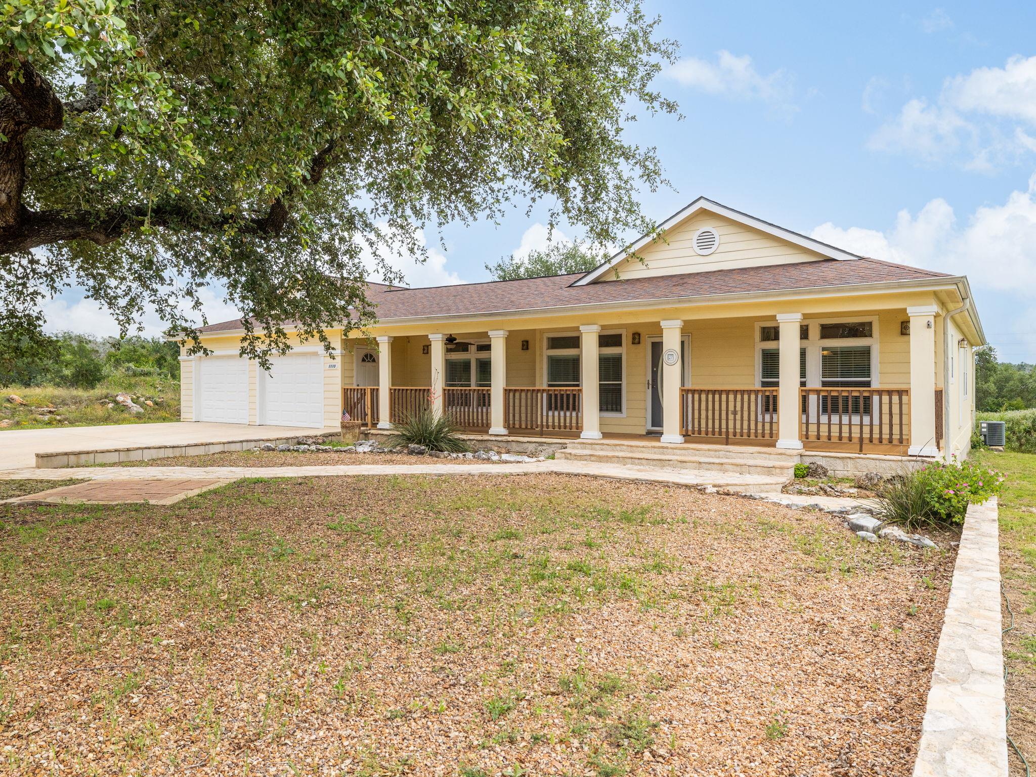 1110 Oakwood, San Marcos, TX 78666 — photo 1