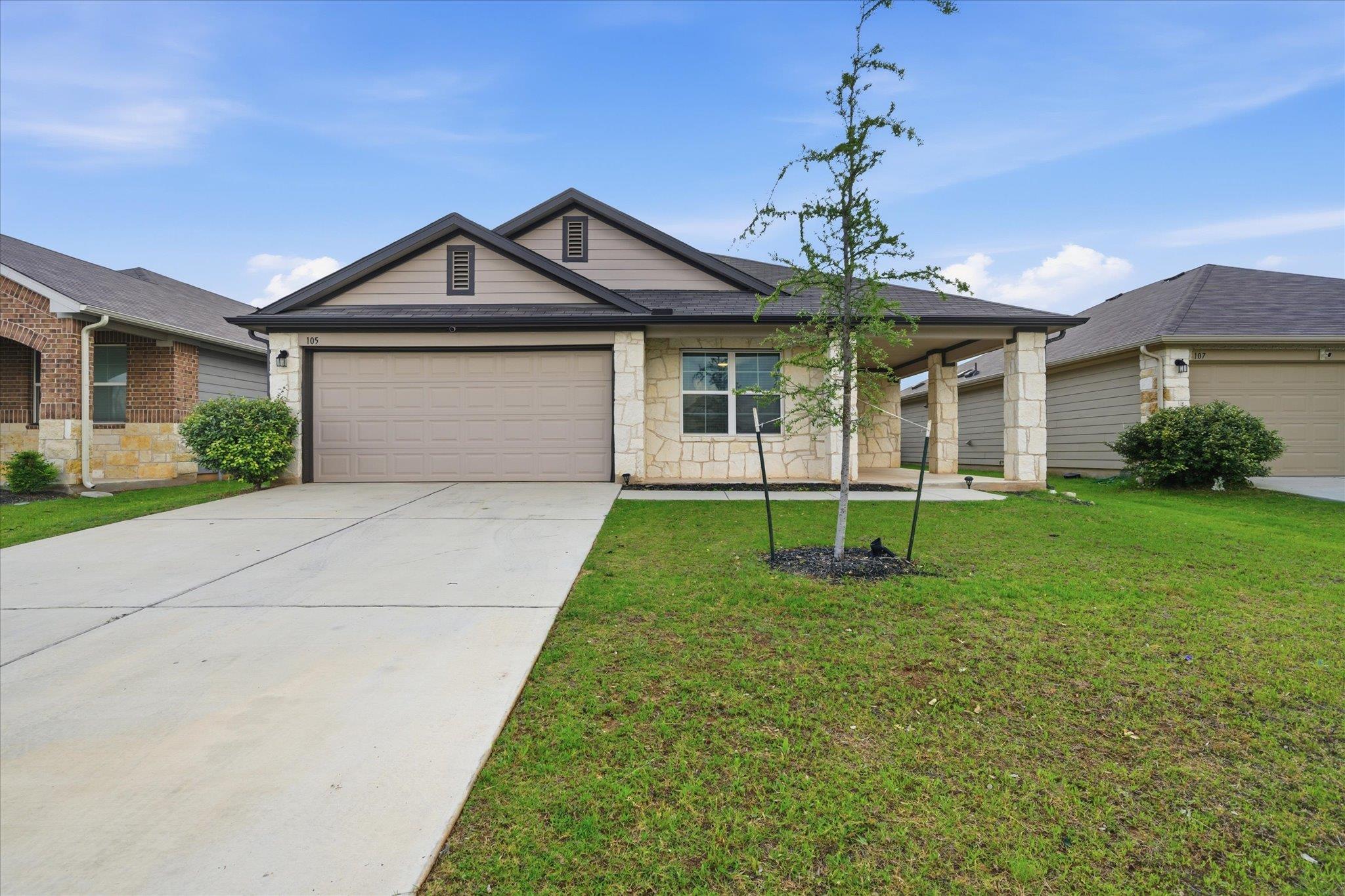 105 Krause Springs, Hutto, TX 78634 — photo 1