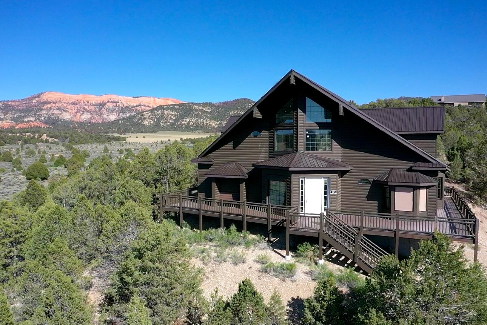 985 N Russel RD, Hatch, UT 84735 — photo 1